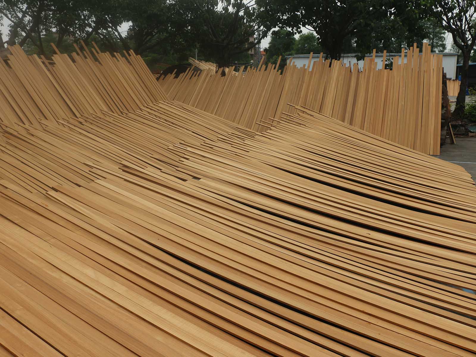 Terrassendielen aus Teakholz